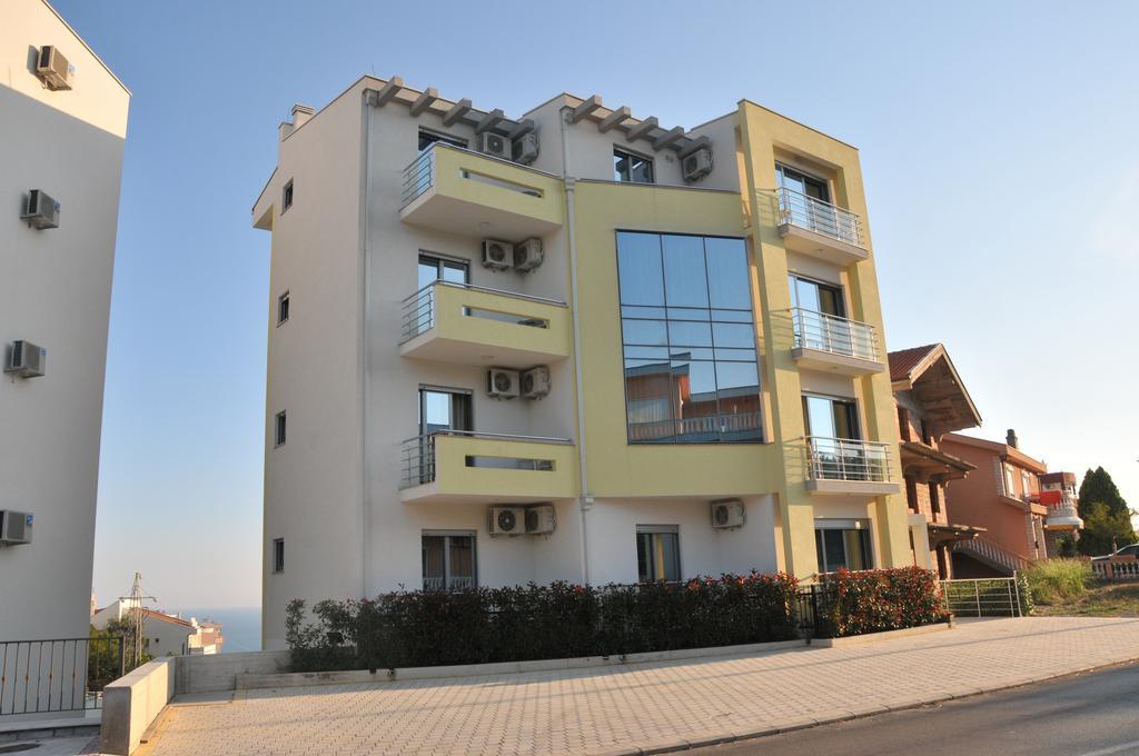 Apartments Ambassador Ülgün Dış mekan fotoğraf